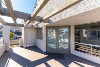 Photo #3: 2753335 Listing 