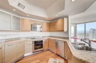 Photo #1: 2753387 Listing 