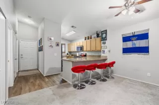 Photo #5: 2753437 Listing 