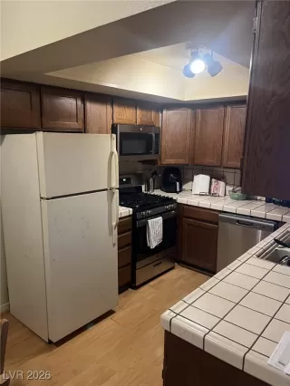 Photo #6: 2753485 Listing 