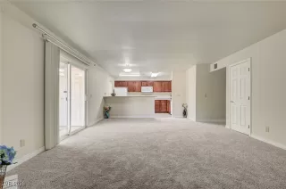 Photo #5: 2753610 Listing 