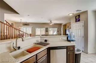 Photo #3: 2753625 Listing 