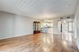 Photo #5: 2753629 Listing 