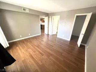 Photo #5: 2753653 Listing 