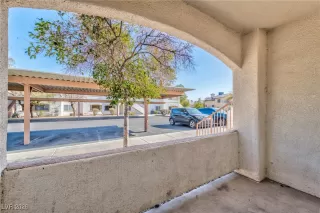 Photo #5: 2753661 Listing 