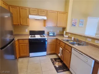 Photo #2: 2753694 Listing 