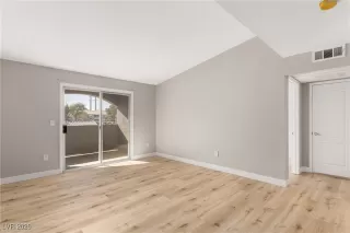 Photo #3: 2753710 Listing 