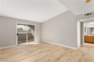 Photo #4: 2753710 Listing 