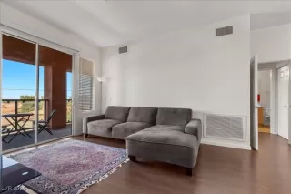 Photo #2: 2753727 Listing 