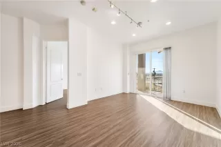 Photo #3: 2753735 Listing 