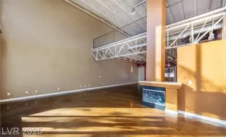 Photo #2: 2753753 Listing 