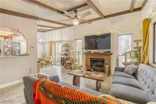 Photo #5: 2753840 Listing 