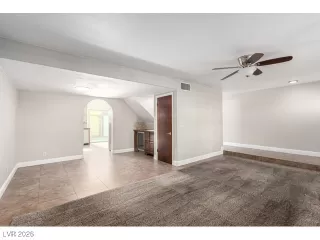 Photo #5: 2753925 Listing 