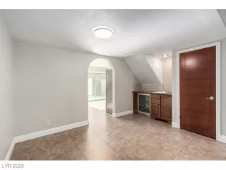 Photo #6: 2753925 Listing 