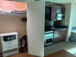 Photo #4: 2753940 Listing 