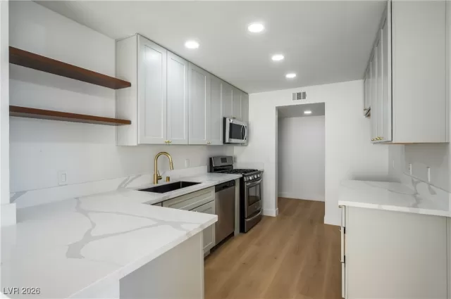 MLS: 2753956 Condo For Sale