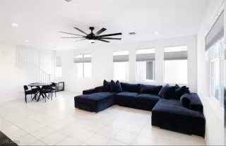 Photo #2: 2753970 Listing 