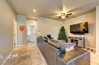 Photo #5: 2754009 Listing 