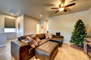 Photo #6: 2754009 Listing 