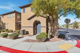 Photo #1: 2754011 Listing 