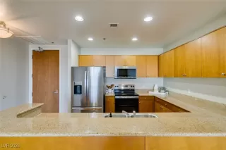 Photo #2: 2754023 Listing 