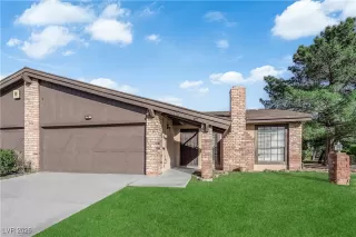 Photo #1: 2754047 Listing