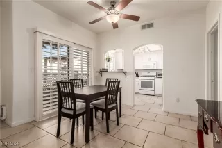 Photo #5: 2754065 Listing 