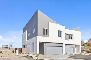 Photo #3: 2754079 Listing 