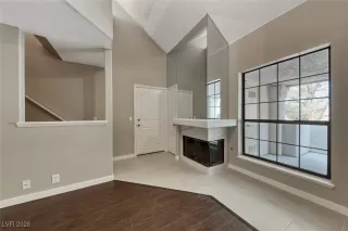 Photo #5: 2754112 Listing 