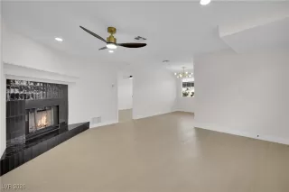 Photo #2: 2754193 Listing 