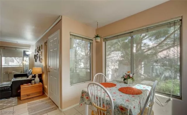 MLS: 2754282 Condo For Sale