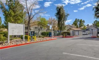 Photo #3: 2754282 Listing 