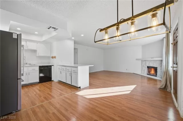 MLS: 2754287 Condo For Sale