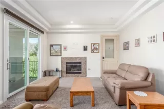 Photo #4: 2754321 Listing