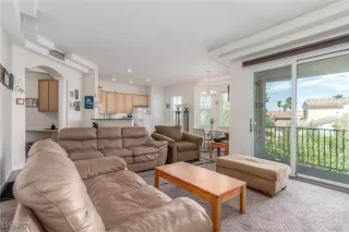 Photo #6: 2754321 Listing