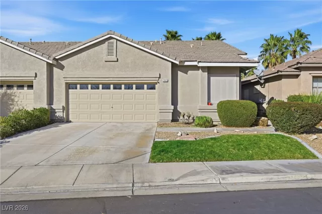 MLS: 2754329 Condo For Sale