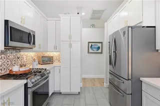 Photo #5: 2754329 Listing 