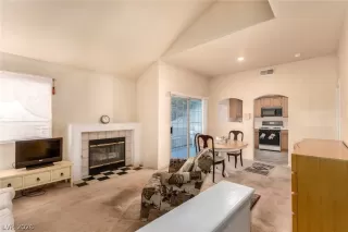 Photo #3: 2754357 Listing 