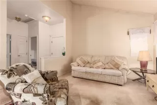 Photo #4: 2754357 Listing 