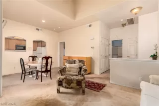 Photo #5: 2754357 Listing 