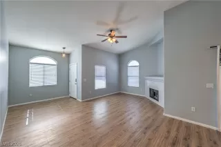 Photo #4: 2754366 Listing 