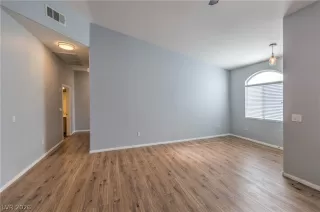 Photo #5: 2754366 Listing 