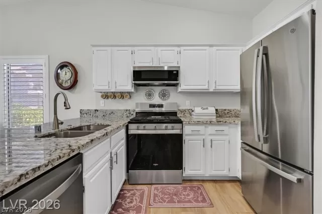 MLS: 2754377 Condo For Sale