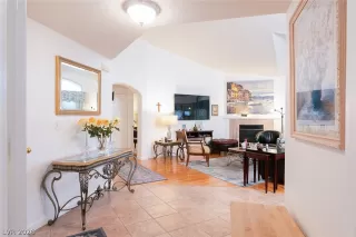 Photo #5: 2754497 Listing 