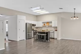 Photo #5: 2754498 Listing 