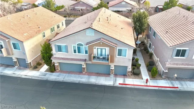 MLS: 2754520 Condo For Sale