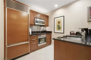 Photo #5: 2754691 Listing 