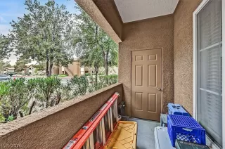 Photo #5: 2754741 Listing