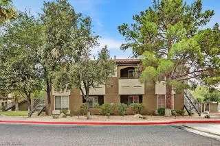 Photo #6: 2754741 Listing