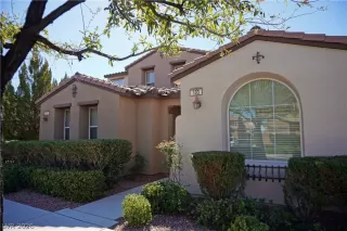 Photo #3: 2754779 Listing